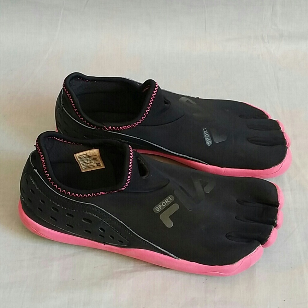 Fila Sport Shoes Black Size 9 M Slip-on